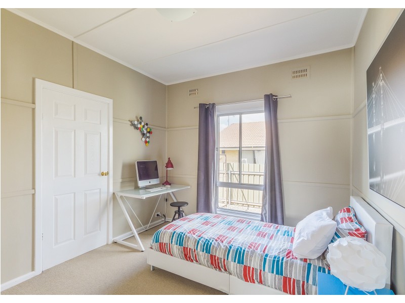 29 Lee Street, Cowra NSW 2794