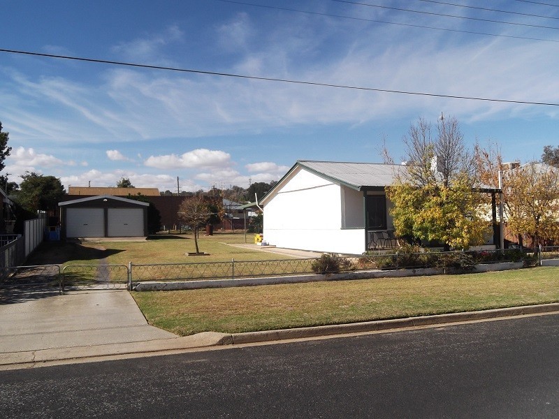 49 Kite Street, Cowra NSW 2794