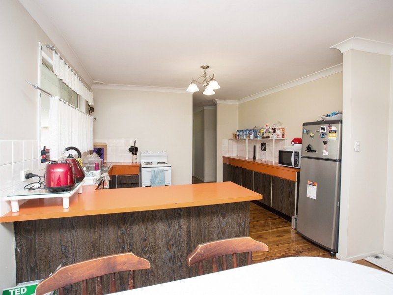 90 Lyall Street, Cowra NSW 2794