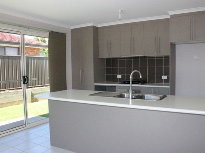 35 Nelson Street, Cowra NSW 2794