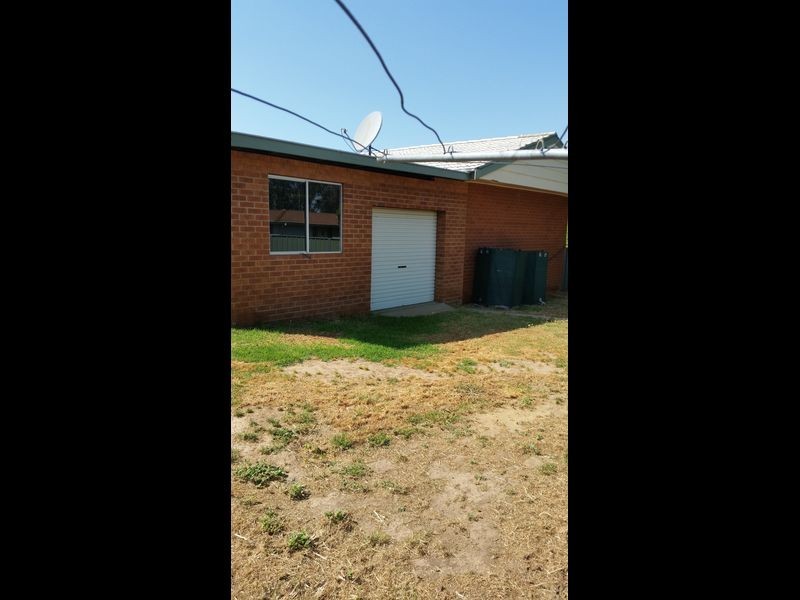 4 Bahloo Street, Cowra NSW 2794