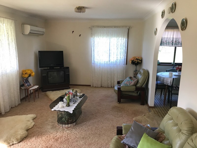 8 Clearview Road (Darby’s Falls), Cowra NSW 2794