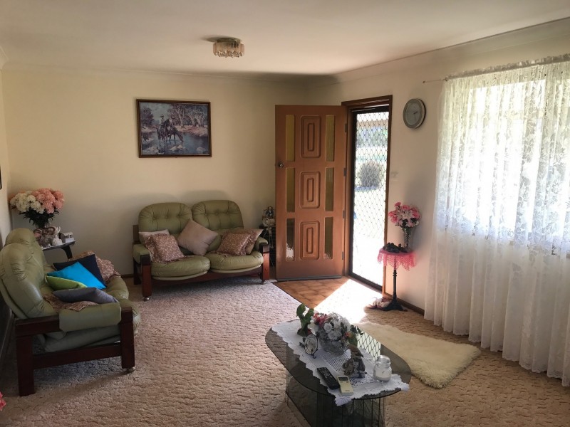 8 Clearview Road (Darby’s Falls), Cowra NSW 2794