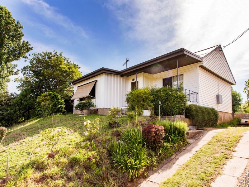 59 Taragala Street, Cowra NSW 2794