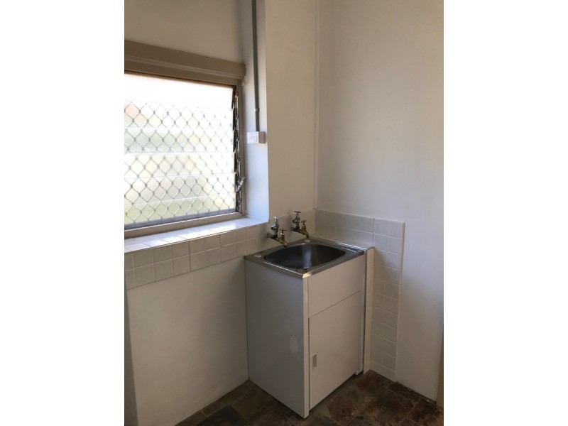 1/1 Macassar Street, Cowra NSW 2794