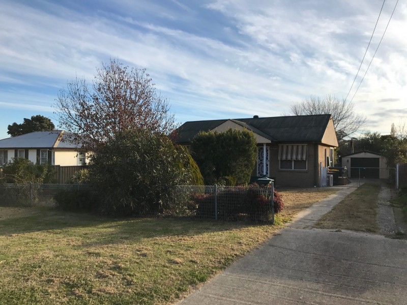 36 Watt Street, Cowra NSW 2794