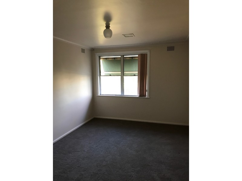 36 Watt Street, Cowra NSW 2794