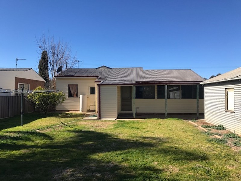 20 Kite Street, Cowra NSW 2794