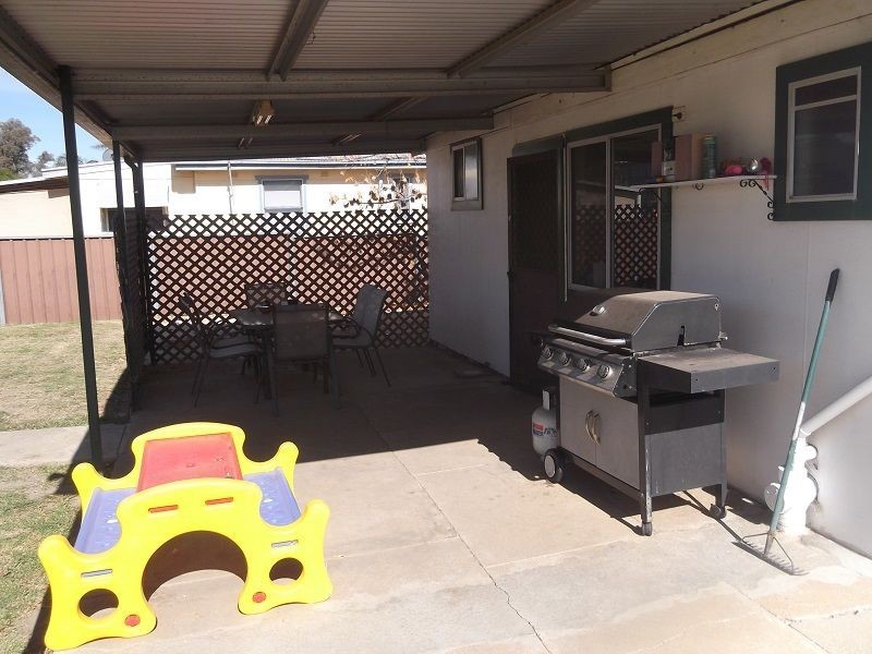 49 Kite Street, Cowra NSW 2794