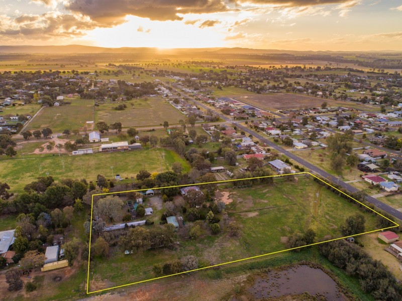 66 Lyall Street, Cowra NSW 2794
