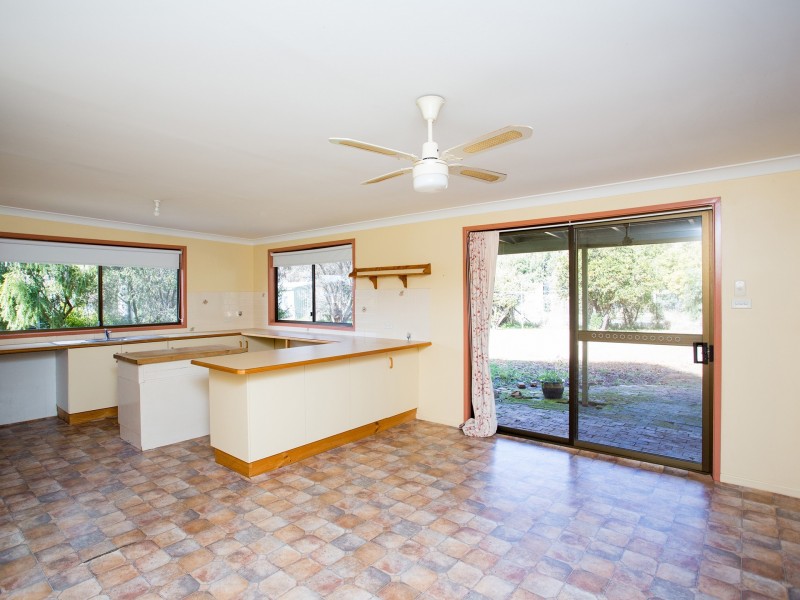 66 Lyall Street, Cowra NSW 2794
