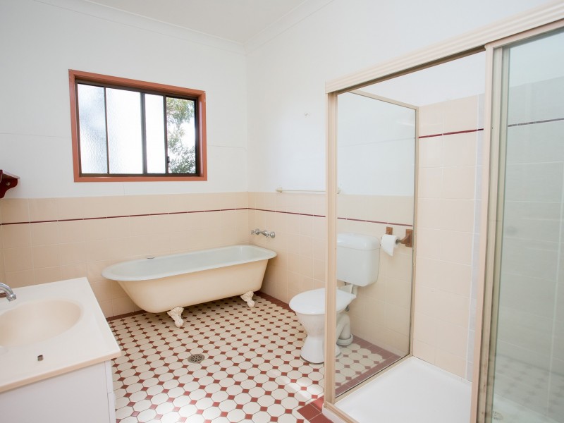 66 Lyall Street, Cowra NSW 2794