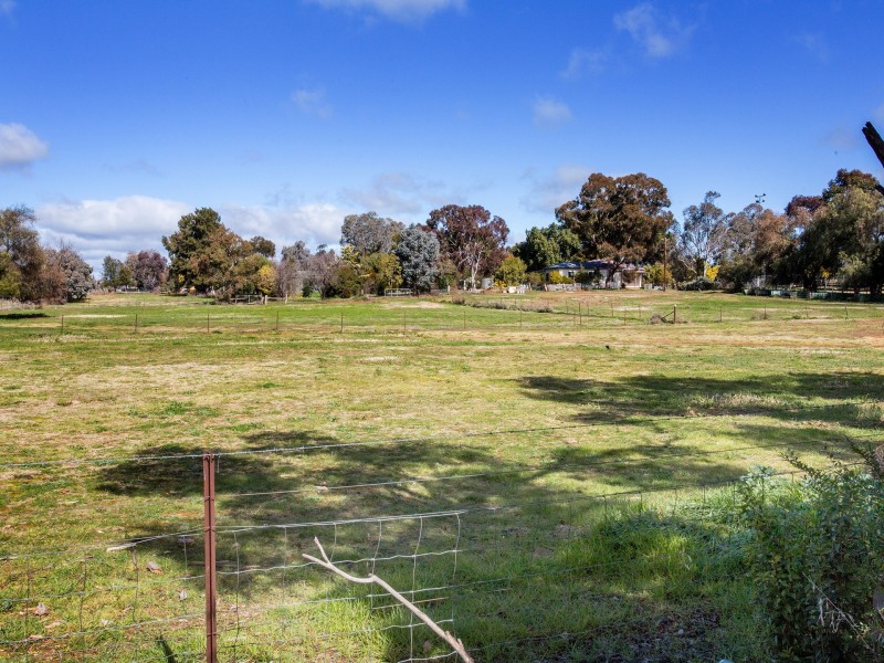 66 Lyall Street, Cowra NSW 2794