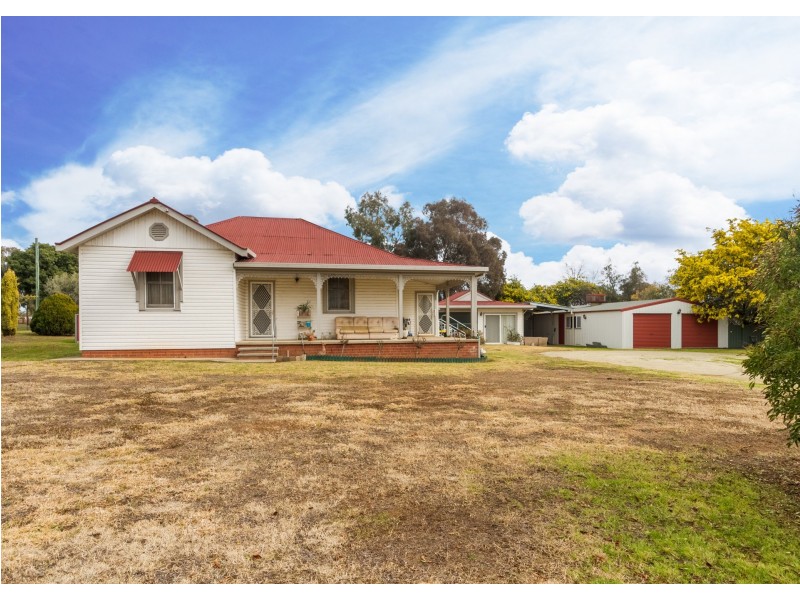 34 River Park Road, Cowra NSW 2794