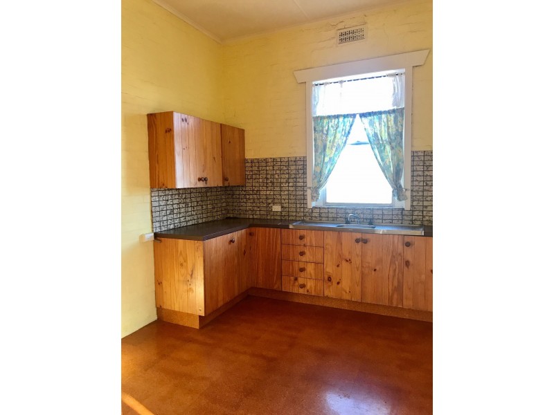 94 Darling Street, Cowra NSW 2794