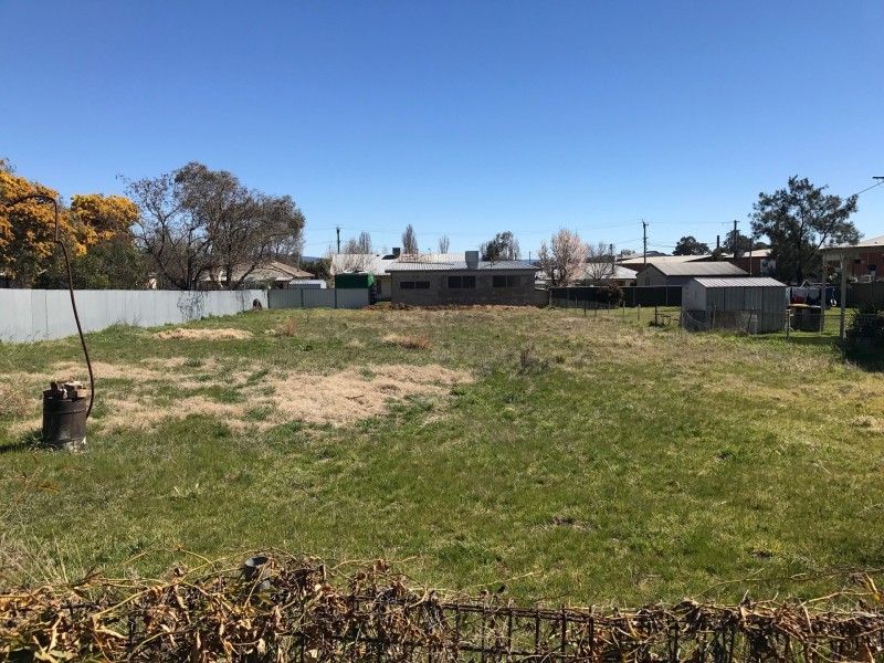 22 Cooyal Street, Cowra NSW 2794