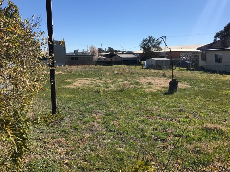 22 Cooyal Street, Cowra NSW 2794