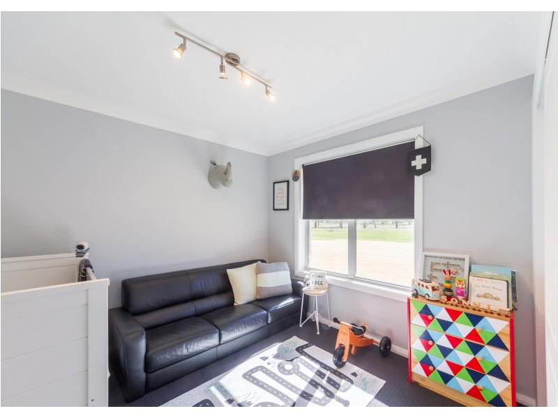 10221 Mid Western Highway, Cowra NSW 2794