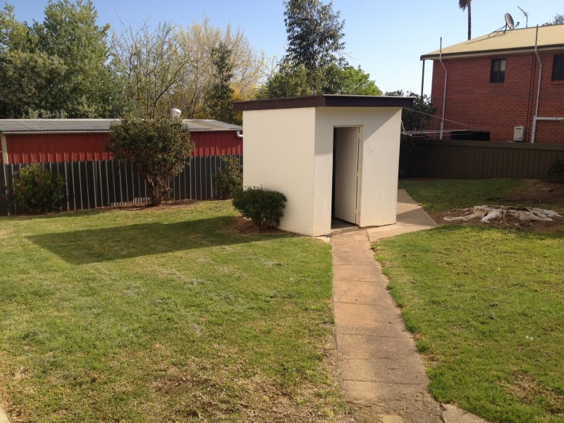 16 Lachlan Street, Cowra NSW 2794