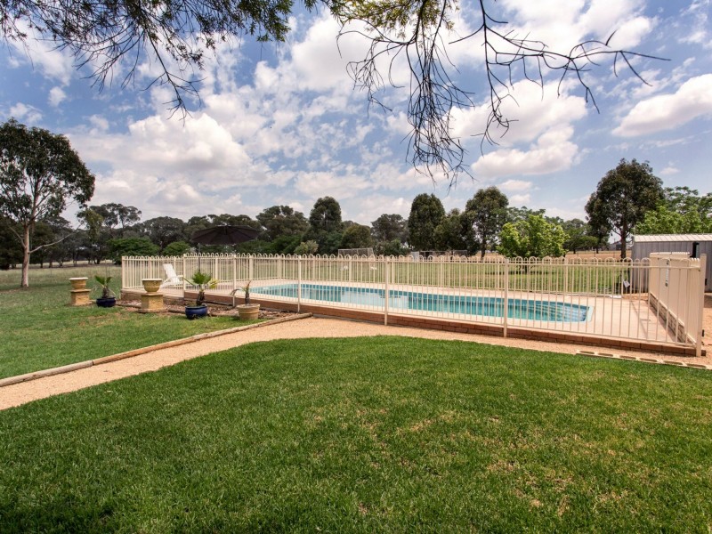 207 Porters Mount Road, Cowra NSW 2794