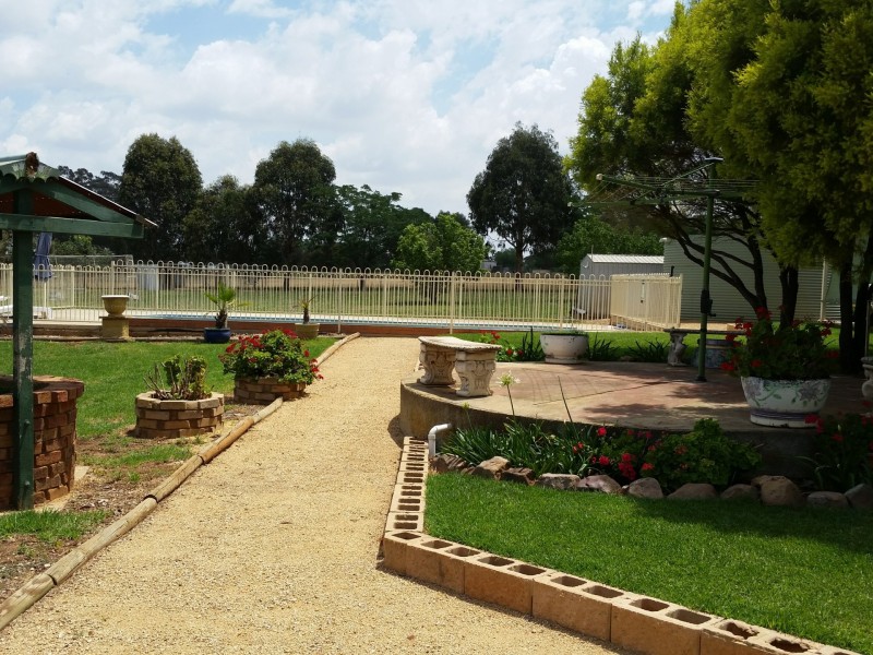 207 Porters Mount Road, Cowra NSW 2794