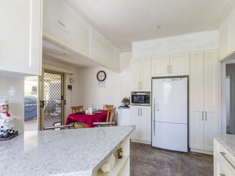 33 Eulo St, Cowra NSW 2794