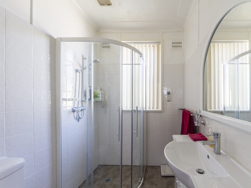 33 Eulo St, Cowra NSW 2794