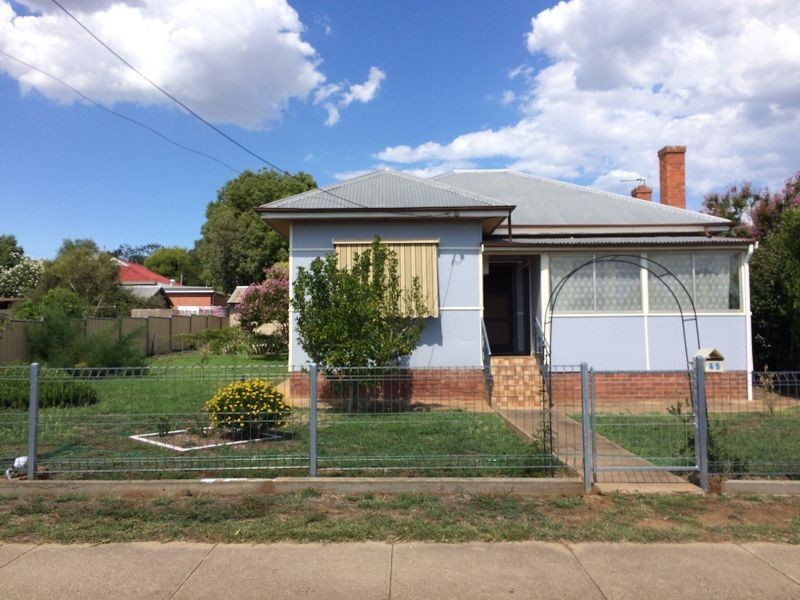 45 Darling Avenue, Cowra NSW 2794