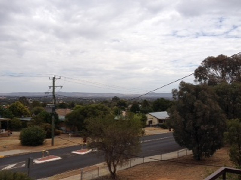 30 Dowell St, Cowra NSW 2794