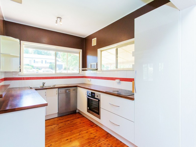 20 Henderson Street, Cowra NSW 2794