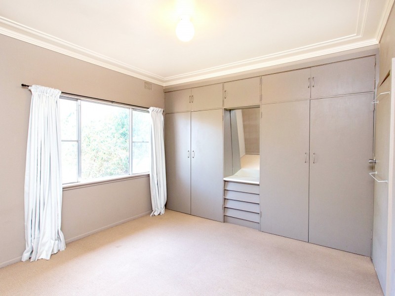 20 Henderson Street, Cowra NSW 2794