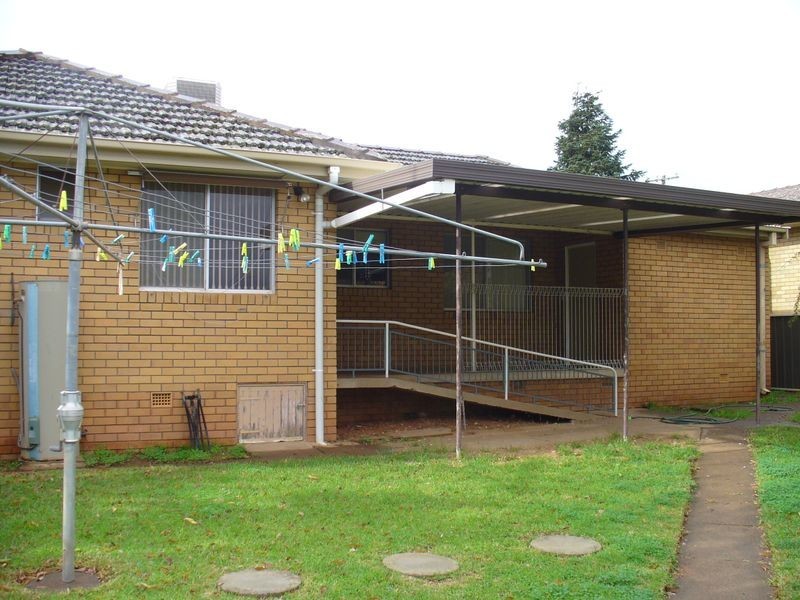 10 Kibbler Street, Cowra NSW 2794