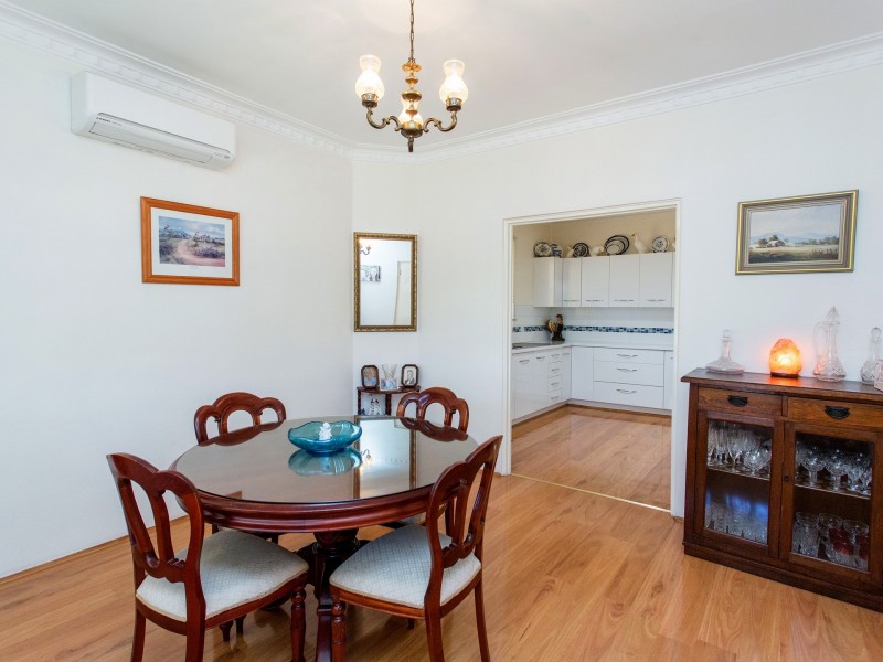 6 Liverpool Street, Cowra NSW 2794