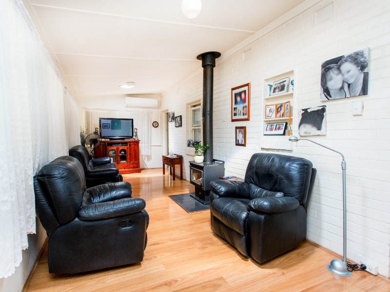 6 Liverpool Street, Cowra NSW 2794