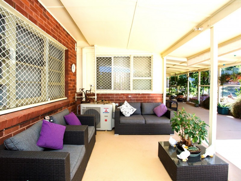 6 Liverpool Street, Cowra NSW 2794