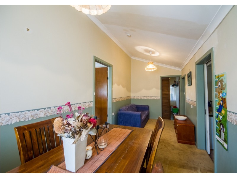 34 Victor Street, Cowra NSW 2794