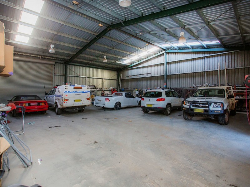 60-62 Young Road, Cowra NSW 2794