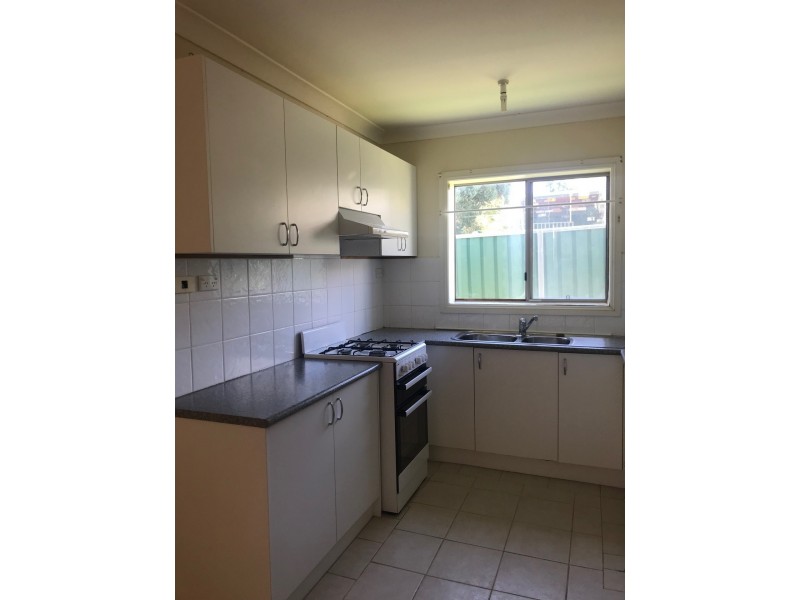 22B Darling Avenue, Cowra NSW 2794