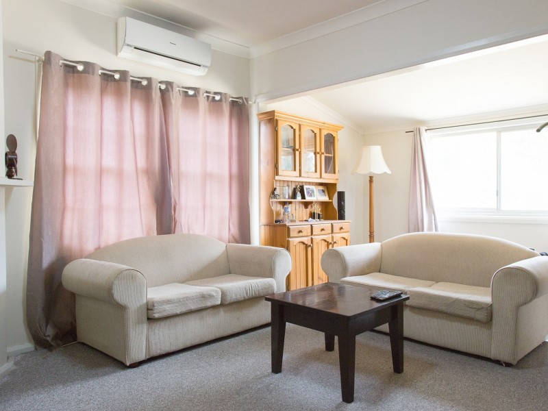 8 Whitby Street, Cowra NSW 2794