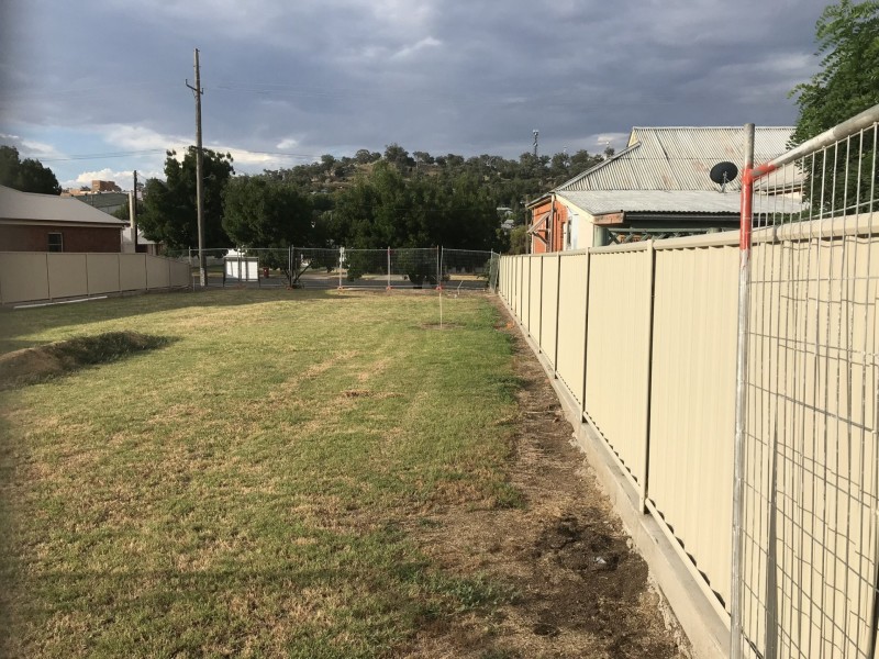 51 Vaux St, Cowra NSW 2794