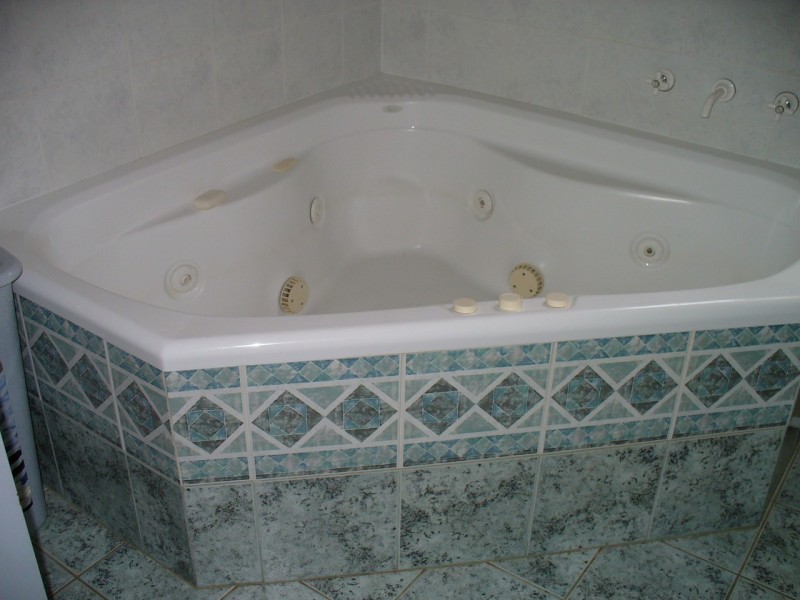 17 Lyall St, Cowra NSW 2794