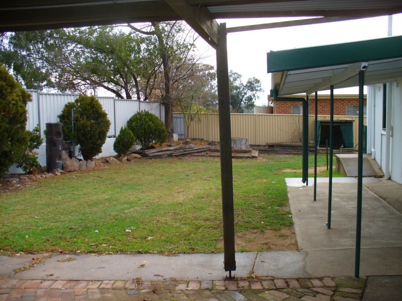 3 Argoon Street, Cowra NSW 2794