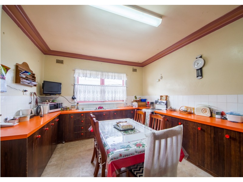 64 Redfern Street, Cowra NSW 2794