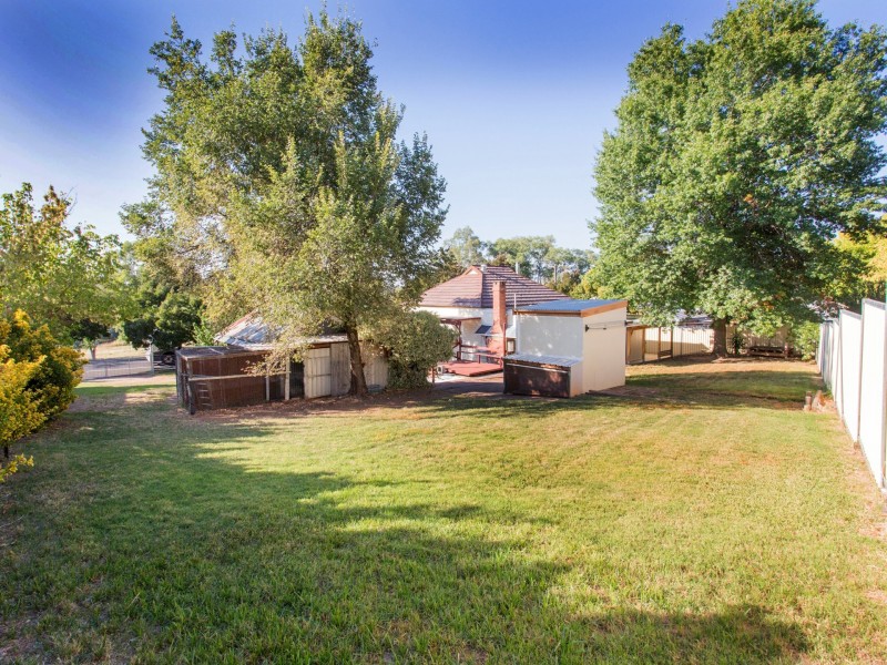 34 Lynch Street, Cowra NSW 2794