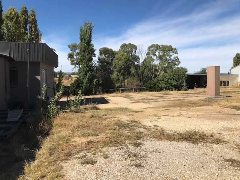 5 Nangar Street, Cowra NSW 2794