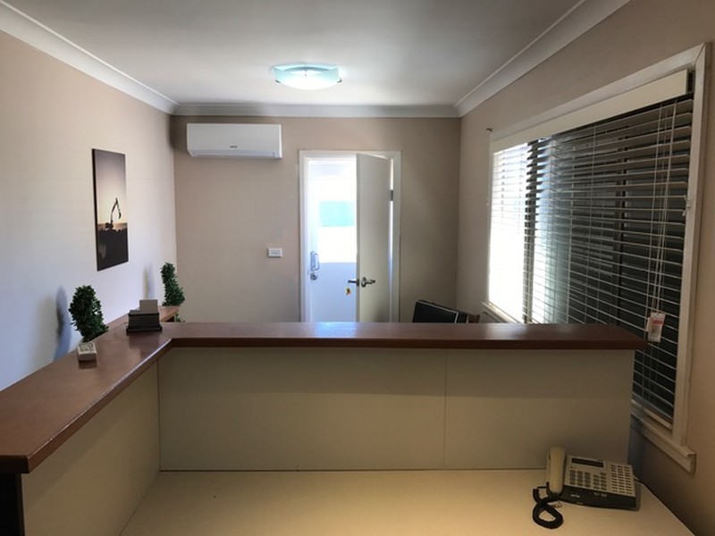 5 Nangar Street, Cowra NSW 2794