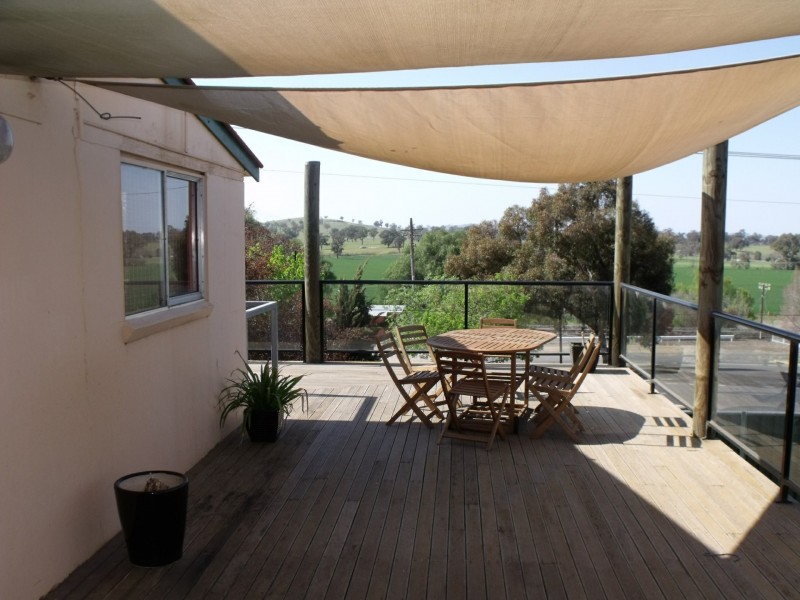 10 Lynch Street, Cowra NSW 2794