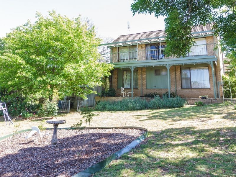 60 Dowell Street, Cowra NSW 2794