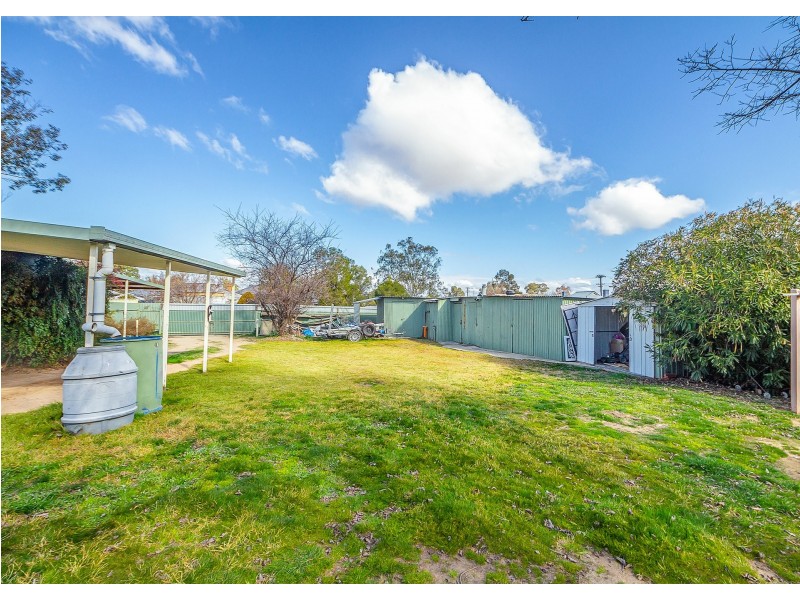 21 Parkes Street, Cowra NSW 2794