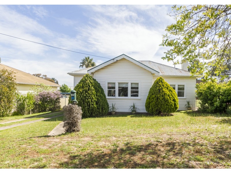36 Eulo, Cowra NSW 2794